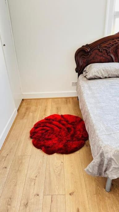 3 Bed House East London Home Exteriör bild